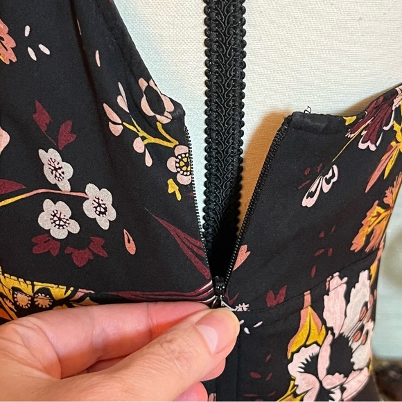 A.L.C for Barney’s Black Midi Tiered Sundress Dress 100% Silk Women’s Size 4 - Picture 6 of 10